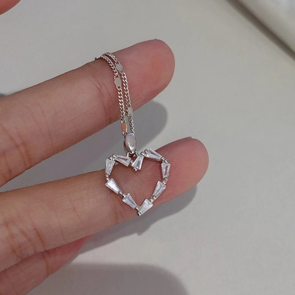Silver Heart Pendant Necklace